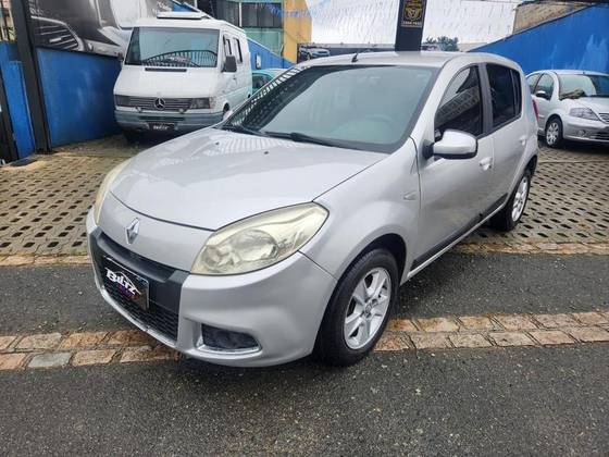RENAULT SANDERO 1.6 PRIVILÉGE 16V FLEX 4P AUTOMÁTICO RENAULT SANDERO 1.6 PRIVILÉGE 16V FLEX 4P AUTOMÁTICO